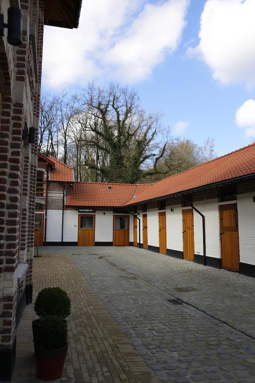 B&B Hippo-Droom Hoeilaart Exterior photo
